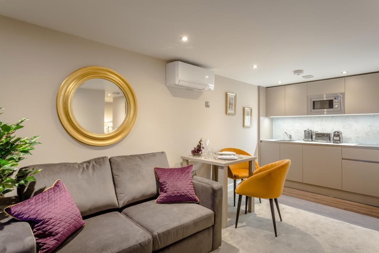 Aparthotel Heritage Mews 4*